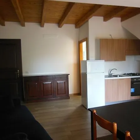 Residenza Il Pappagallo Apartment *